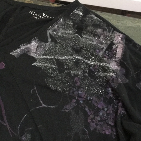 Nine West Jeans Blouse. Small - Picture 3 of 13